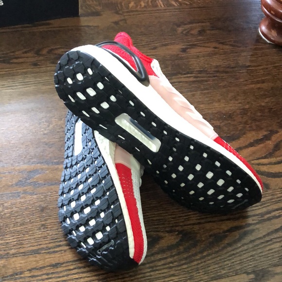 Adidas Ultra Boost 19 White Scarlet - Picture 7 of 7